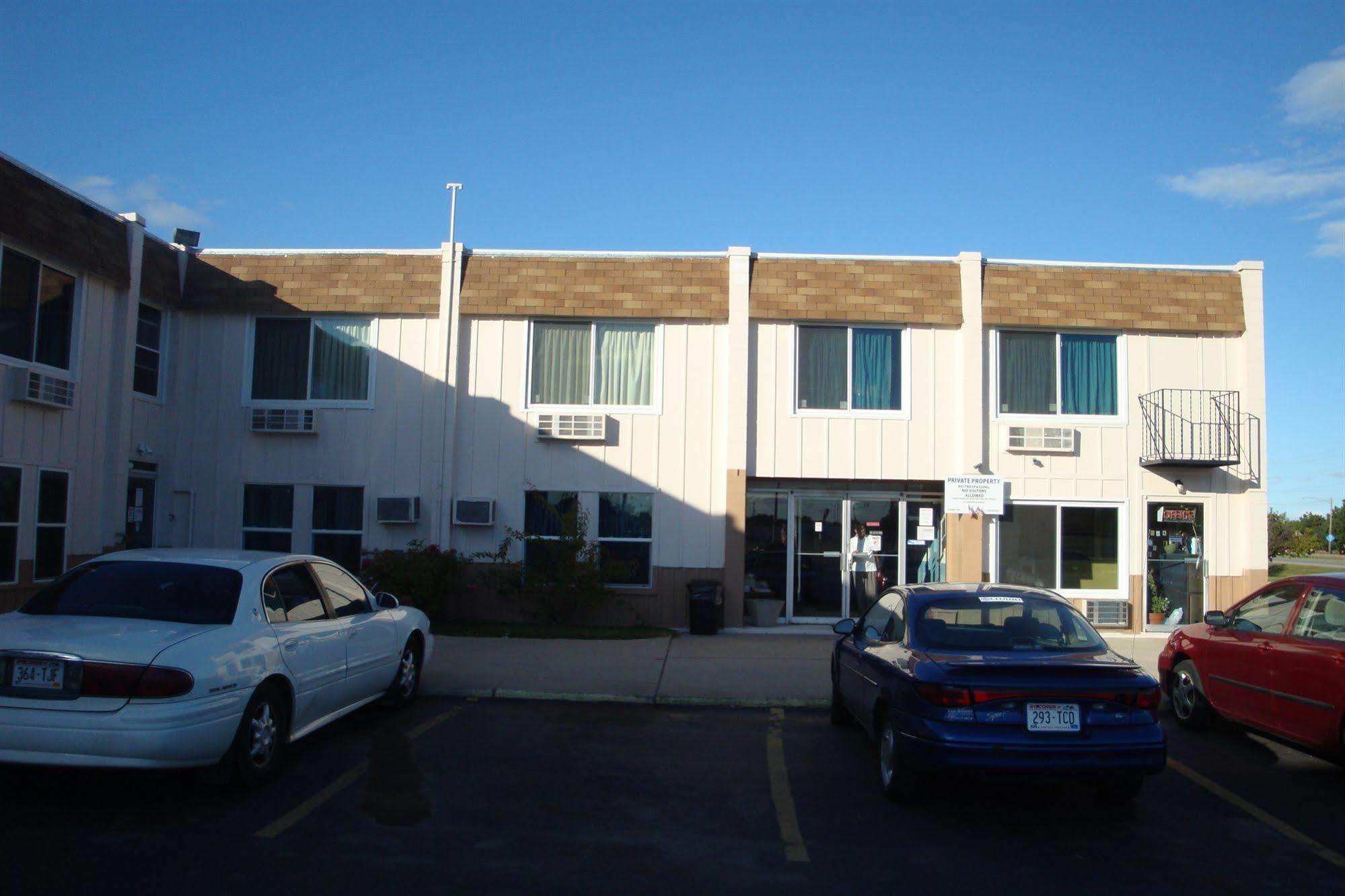 Economy Inn Green Bay Exterior photo