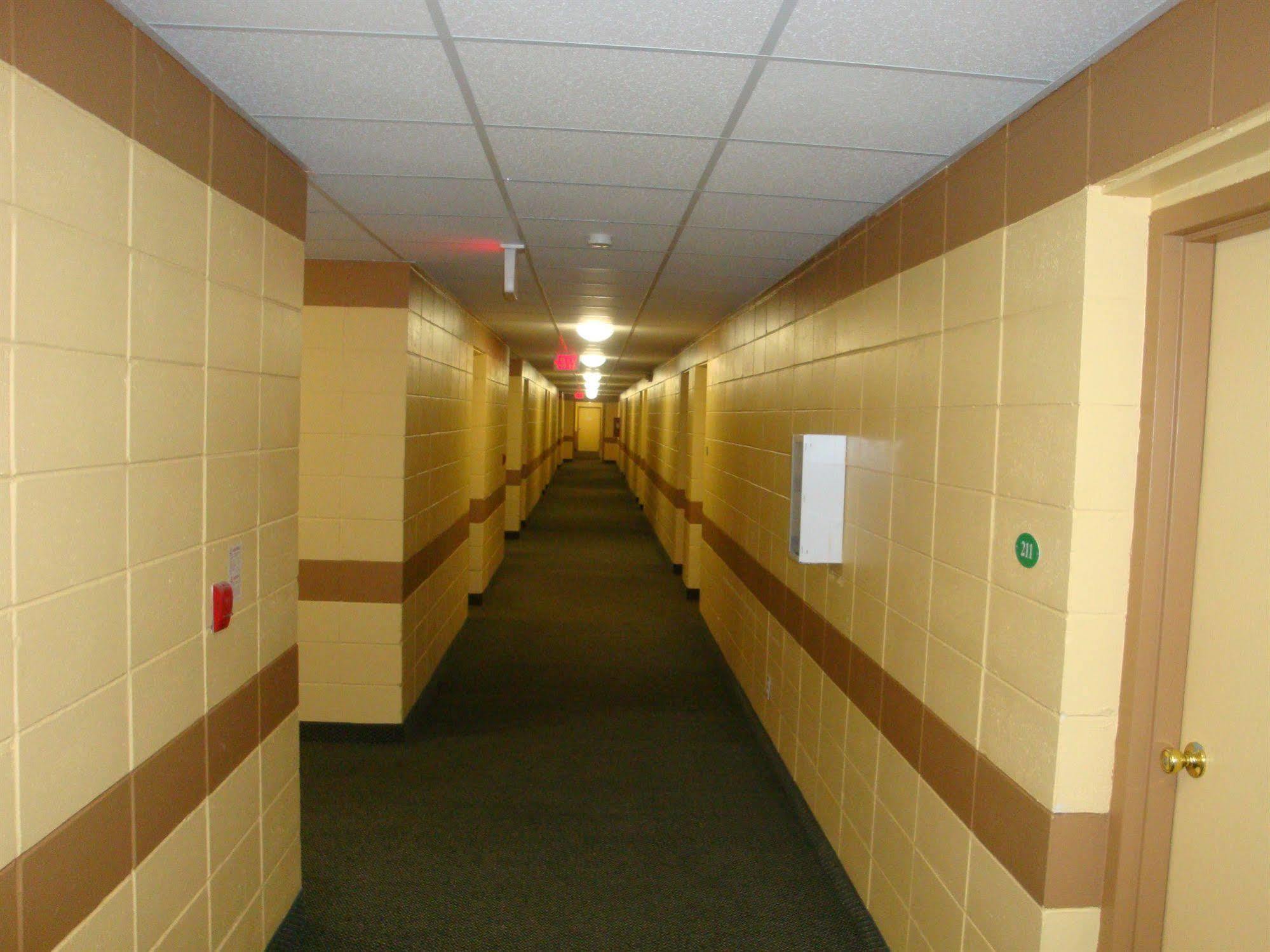 Economy Inn Green Bay Exterior photo